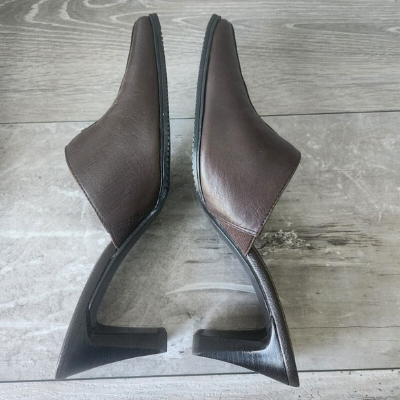 Liz Claiborne Flex Guild Rich Brown Leather 2.75" Heel Shoes Mules Womens 8.5 M - Picture 10 of 13